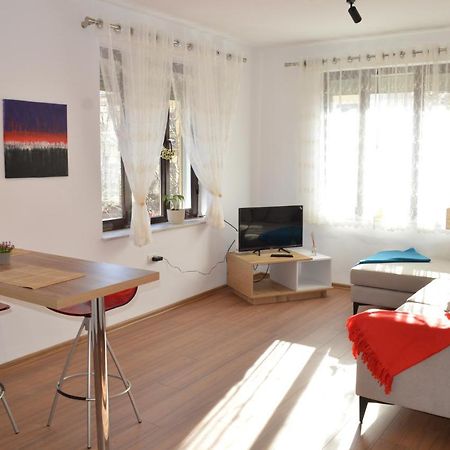 Rh Tirana Center Apartment Luaran gambar