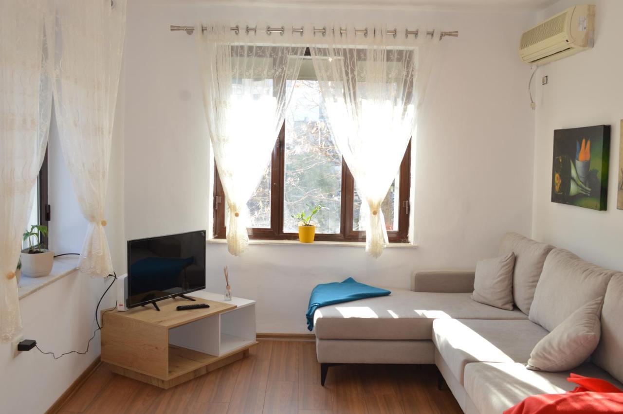 Rh Tirana Center Apartment Luaran gambar